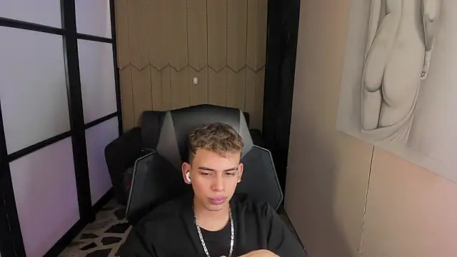 JuanSixx  online show from January 16, 9:41 pm