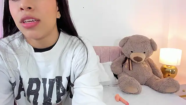  Caamilaa  online show from January 15, 7:06 pm