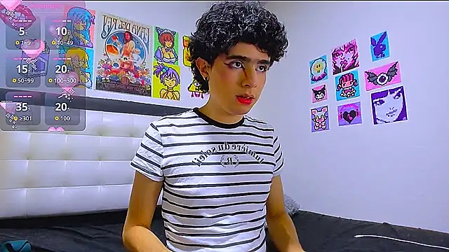 Snapshot of LuanRush_ chatting on February 18, 2:51 am LuanRush online show from February 18, 2:51 am