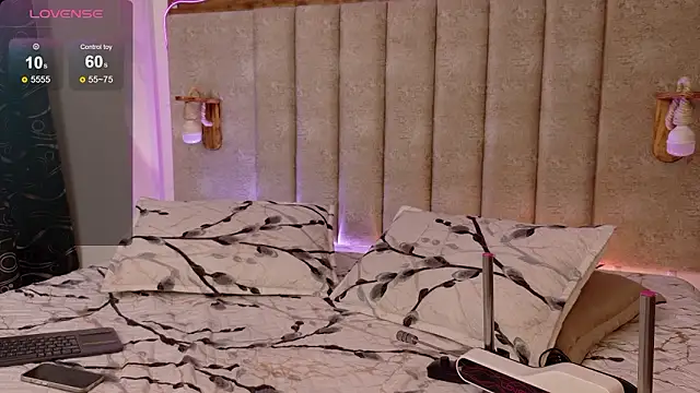 Snapshot of giselle_rossii chatting on February 28, 4:13 am giselle rossii online show from February 28, 4:13 am