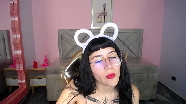 luciana ch 2 online show from January 16, 7:51 pm