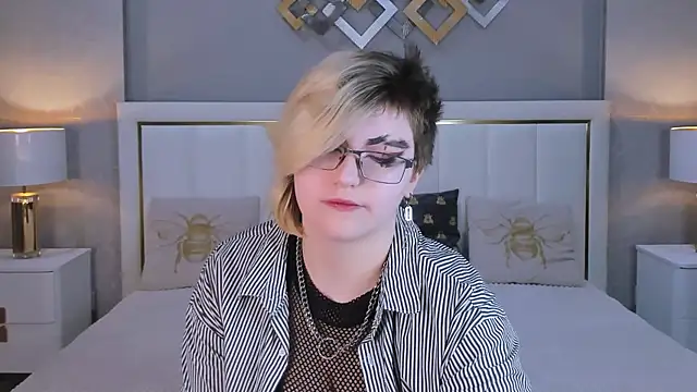 ABSI GLITCH online show from February 4, 8:58 pm