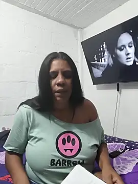 Snapshot of Zeyllyjhonson chatting on February 28, 1:34 pm Zeyllyjhonson online show from February 28, 1:34 pm