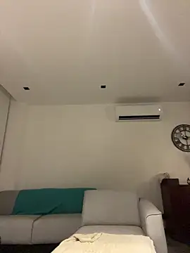 BUBUQUEEN online show from March 8, 2:04 am