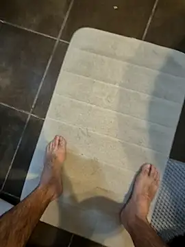 vali23 online show from January 18, 9:35 am