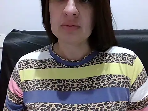 lara munhoz online show from January 16, 2:04 am