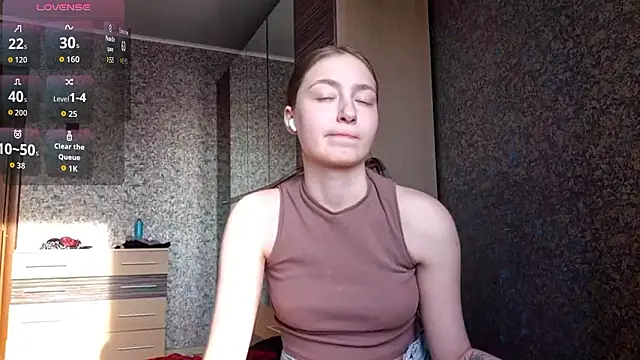 MousyHello online show from February 7, 9:46 am