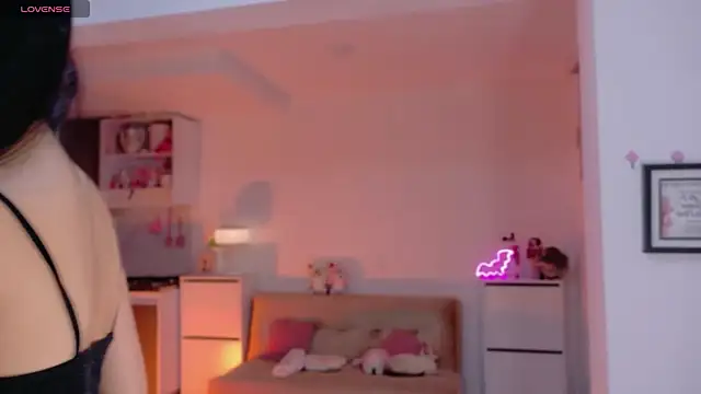 Blush Marie online show from April 22, 4:26 am