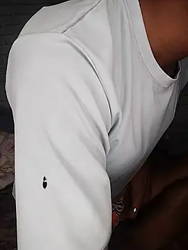 Snapshot of Gaymodel chatting on February 2, 4:11 am Gaymodel online show from February 2, 4:11 am