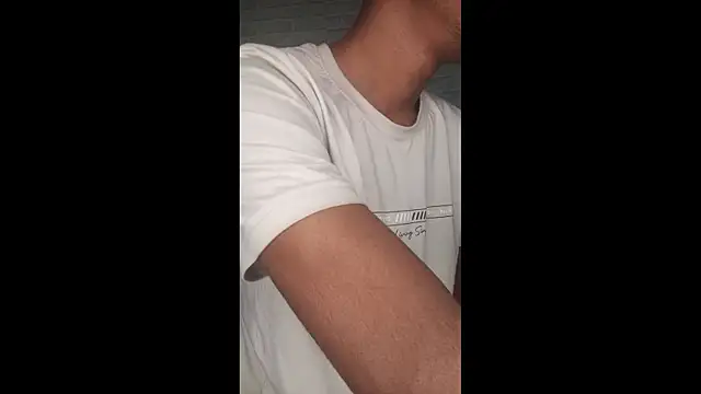 Snapshot of Gaymodel chatting on February 22, 5:51 am Gaymodel online show from February 22, 5:51 am