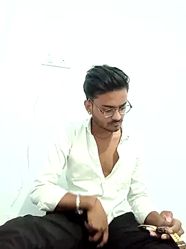 sdgjjkkmm online show from February 26, 12:59 pm