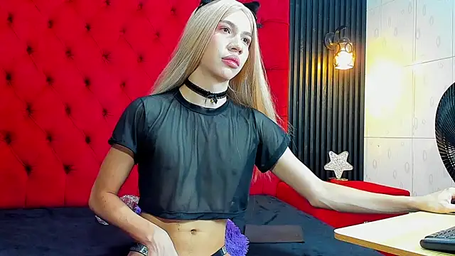 zoe rei online show from April 9, 1:16 pm