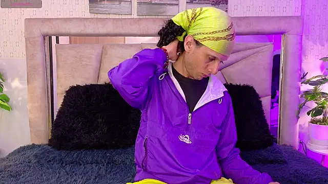 4L3JX online show from February 20, 4:42 am