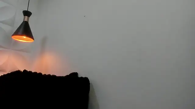 zaira skinny online show from March 31, 3:41 am