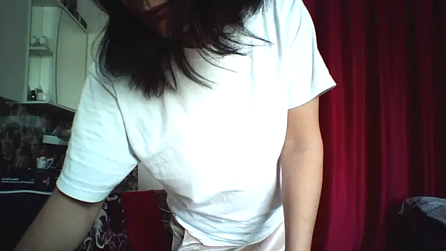 bella2322 online show from April 5, 5:48 am