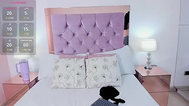 Rose Allure online show from April 12, 11:37 am