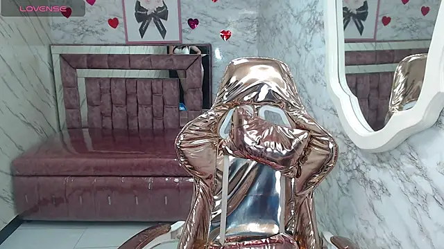 Melisa v online show from February 4, 8:25 pm