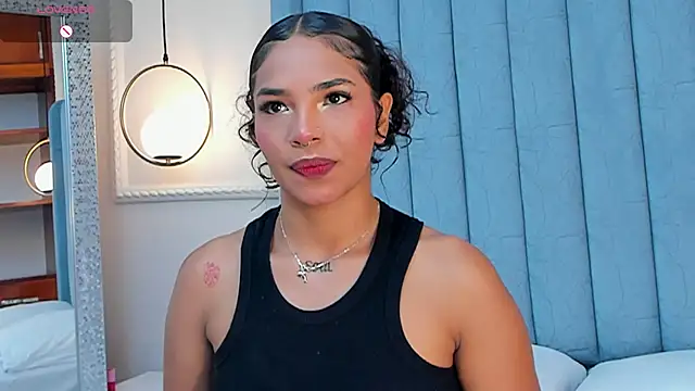 Scarlett-Banner online show from February 3, 8:03 pm