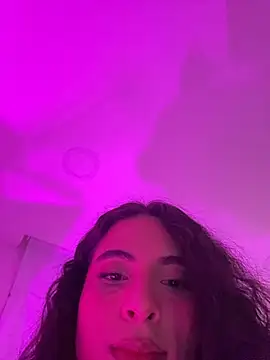 Snapshot of IrinaBlanc chatting on February 20, 6:26 am IrinaBlanc online show from February 20, 6:26 am