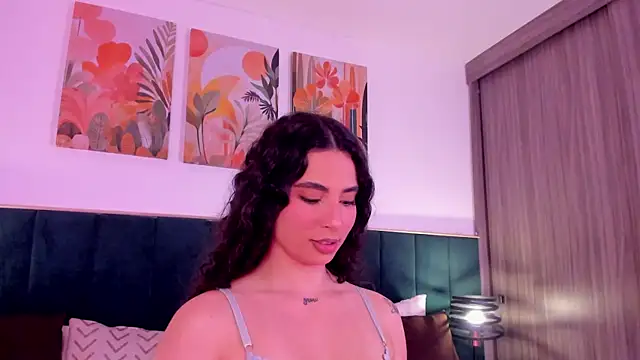 Snapshot of IrinaBlanc chatting on March 2, 12:13 am IrinaBlanc online show from March 2, 12:13 am