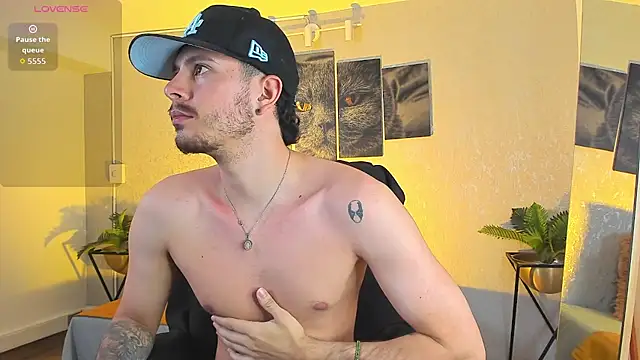 Nils saintt online show from February 4, 3:45 am