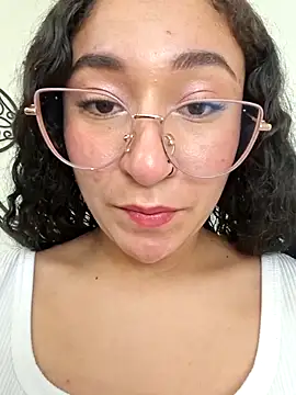 Dany Moon  online show from April 15, 7:43 pm