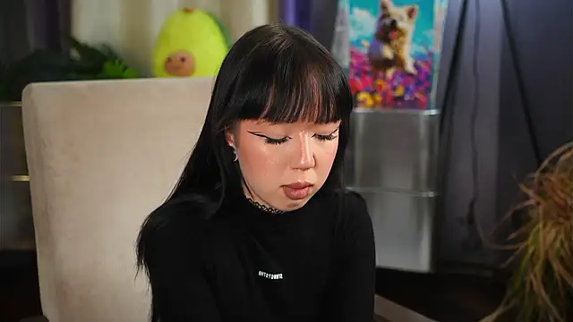 BonnieFosterr online show from January 19, 1:15 pm