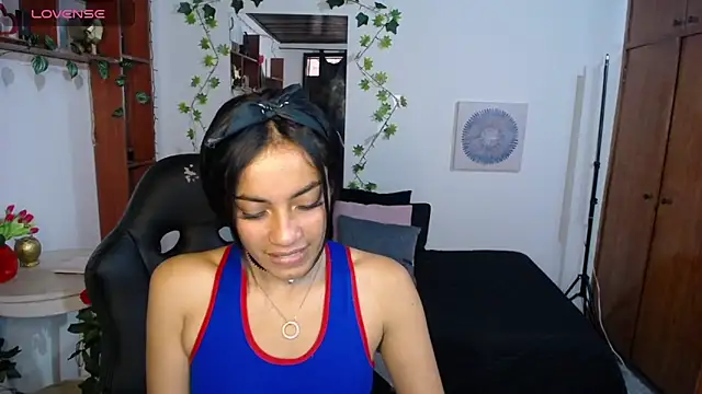 Snapshot of samantha_bj chatting on February 2, 3:44 pm samantha bj online show from February 2, 3:44 pm