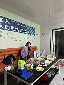 Snapshot of xiaotiantian-10 chatting on April 26, 11:41 am xiaotiantian-10 online show from April 26, 11:41 am