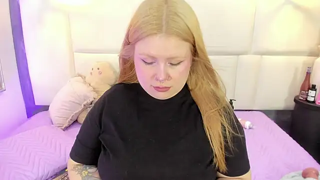 Martina armos online show from April 17, 1:03 pm