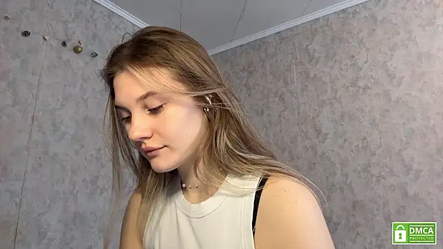 Snapshot of Jolievic chatting on February 6, 11:35 am Jolievic online show from February 6, 11:35 am