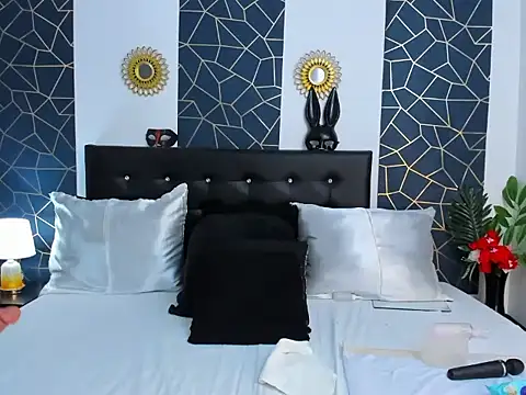 KikyNaughty online show from February 20, 9:04 pm