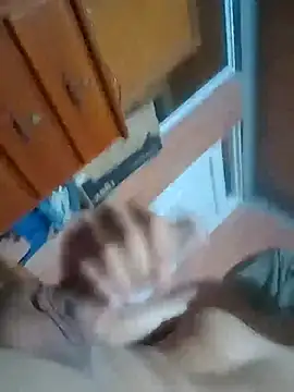 Snapshot of yonnatanxxx chatting on January 19, 12:58 am yonnatanxxx online show from January 19, 12:58 am