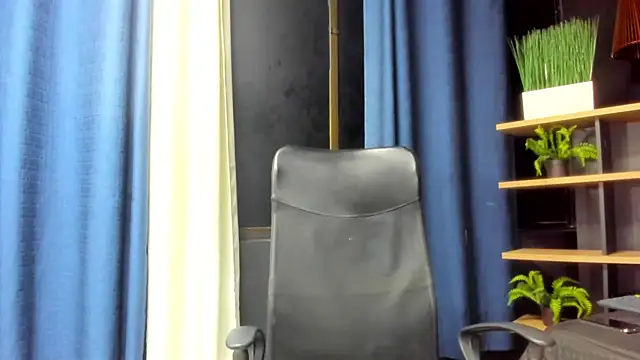 Tobias Vega online show from April 18, 7:01 am