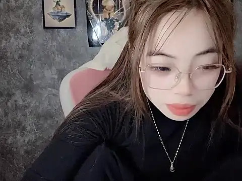 Suki 99 online show from January 19, 8:07 am