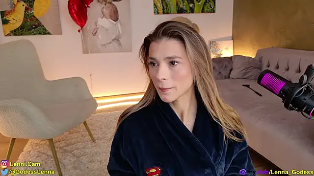 Snapshot of Lenna_Godess chatting on February 16, 6:32 am Lenna Godess online show from February 16, 6:32 am
