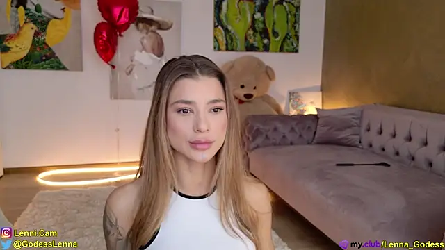 Snapshot of Lenna_Godess chatting on February 17, 6:31 am Lenna Godess online show from February 17, 6:31 am