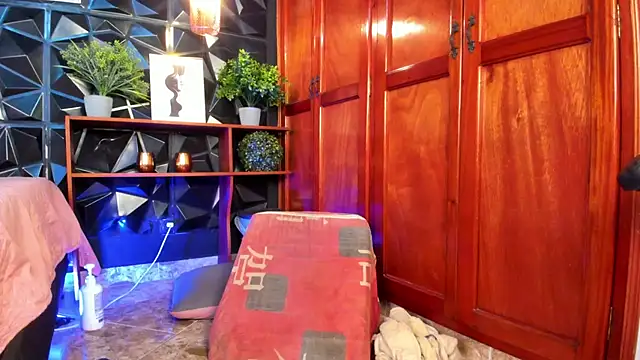 liia marin online show from March 16, 5:44 am