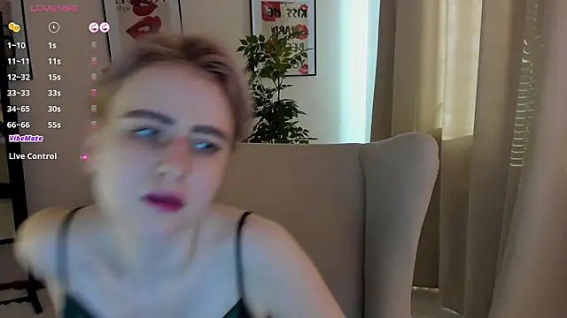 Snapshot of terry_roberrtson chatting on February 15, 7:51 am terry roberrtson online show from February 15, 7:51 am