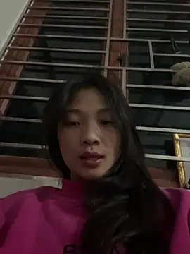 Lyn-be99 online show from February 8, 1:58 pm