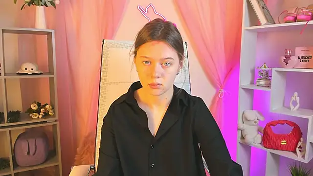 Snapshot of CelestineMauriac chatting on February 28, 12:28 pm CelestineMauriac online show from February 28, 12:28 pm