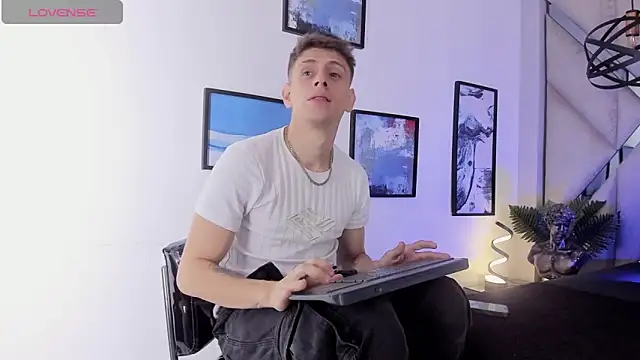 Jasper  jones online show from February 19, 1:51 pm