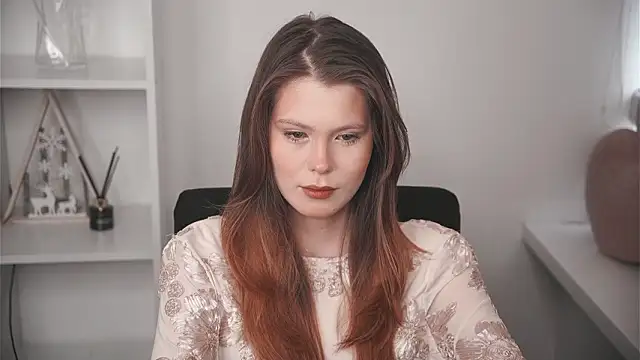 Snapshot of MarnieWootan chatting on February 24, 4:43 am MarnieWootan online show from February 24, 4:43 am