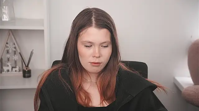 Snapshot of MarnieWootan chatting on March 4, 4:51 am MarnieWootan online show from March 4, 4:51 am