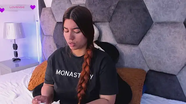 DulceJones online show from February 26, 8:41 pm