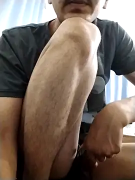 manishk0 online show from February 8, 9:18 pm