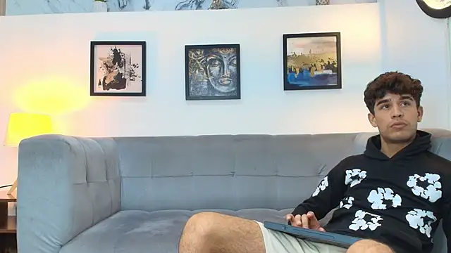 PRETTY COCK1 online show from February 17, 7:16 am