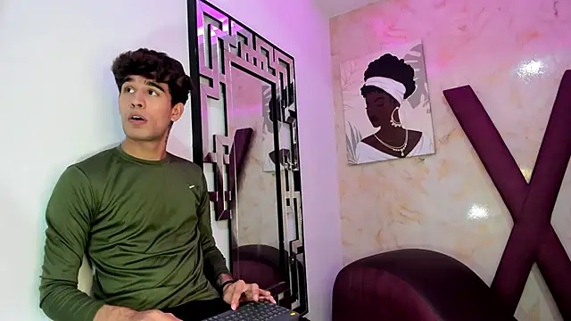 PRETTY COCK1 online show from March 5, 1:45 am