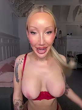 Allana29 online show from April 28, 8:03 pm