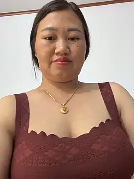 Snapshot of Puka2001 chatting on February 5, 4:28 am Puka2001 online show from February 5, 4:28 am